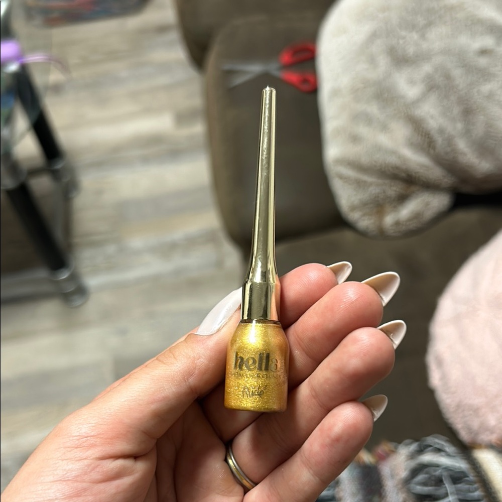 Metallic Gold Liquid Eyeliner